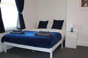 Grove Bay Inn Home in Leeds - Harehills